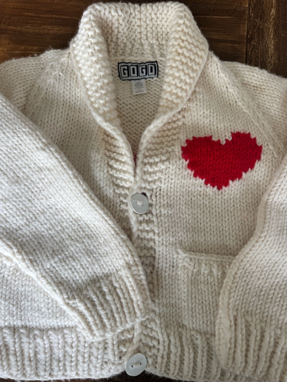 ♥️ GOGO Cream Knit short Cardigan with Red Heart Accent ♥️